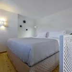 Auralis Villa