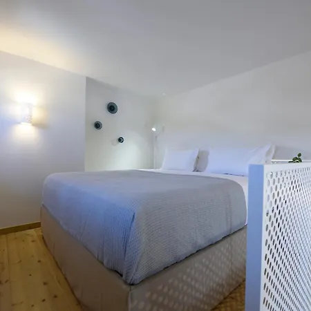 Auralis Vila Ambelas